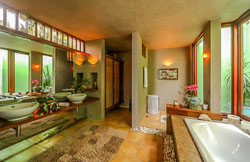 Den Pasar Boracay Villa