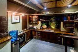 Den Pasar Boracay Villa