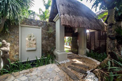 Den Pasar Boracay Villa