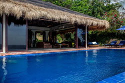 Den Pasar Boracay Villa