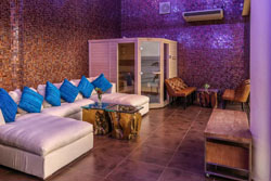 Den Pasar Nasog Beachfront Villa