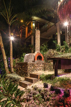 Den Pasar Nasog Beachfront Villa