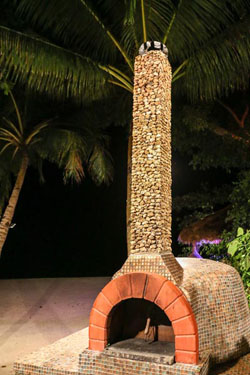 Den Pasar Nasog Beachfront Villa