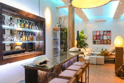 Den Pasar Nasog Beachfront Villa