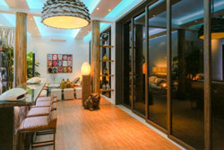 Den Pasar Nasog Beachfront Villa