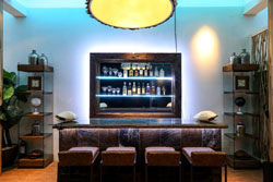 Den Pasar Nasog Beachfront Villa