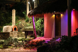 Den Pasar Nasog Beachfront Villa