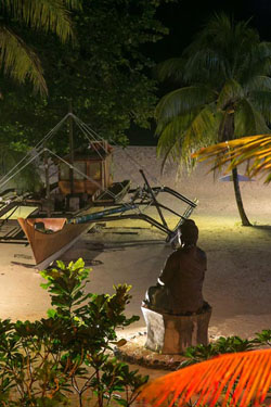 Den Pasar Nasog Beachfront Villa