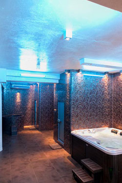 Den Pasar Nasog Beachfront Villa