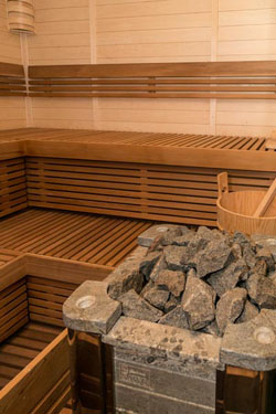 Den Pasar Nasog Beachfront Villa