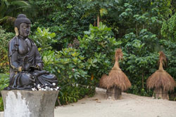 Den Pasar Nasog Beachfront Villa