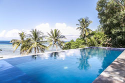 Den Pasar Nasog Beachfront Villa