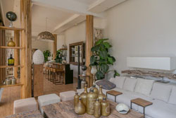 Den Pasar Nasog Beachfront Villa