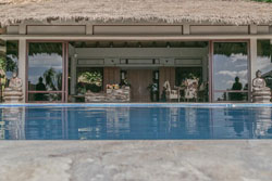 Den Pasar Nasog Beachfront Villa