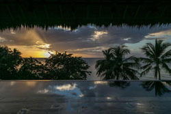 Den Pasar Nasog Beachfront Villa