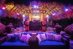 Den Pasar Nasog Beachfront Villa