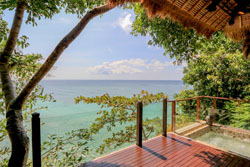 Den Pasar Nasog Beachfront Villa