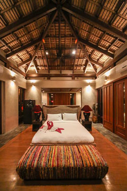 Den Pasar Nasog Beachfront Villa