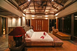 Den Pasar Nasog Beachfront Villa