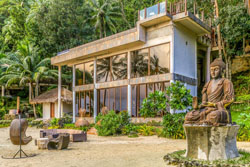 Den Pasar Nasog Beachfront Villa