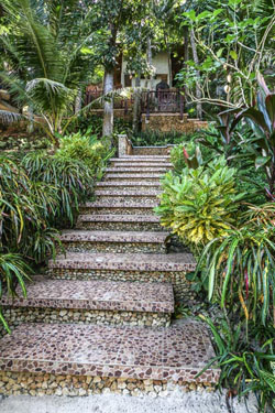 Den Pasar Nasog Beachfront Villa