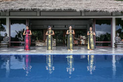 Den Pasar Nasog Beachfront Villa