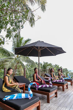 Den Pasar Nasog Beachfront Villa