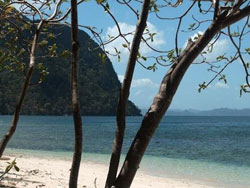 El Nido Floating Hotel