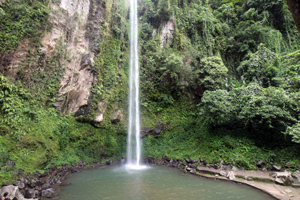 Katibawasan Falls Camiguin Island Siquijor Island