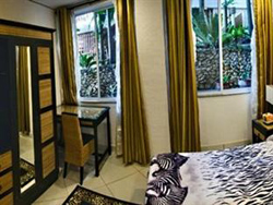 Dolphin House Mactan Apartment