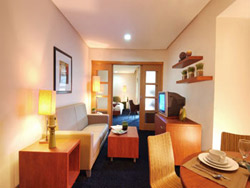 Greenhills Elan Hotel