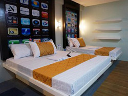 Icon Hotel Macapagal