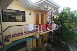 Malonzo Pension House Oslob