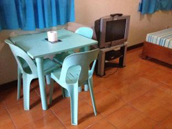 House Hamburg Apartelle Zambales