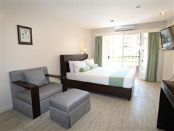 Poco a Poco Hotel Zambales