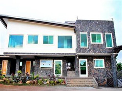 Ten Cents To Heaven Resort Zambales