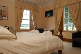 Fochabers Hotels