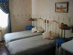 Claus Inn