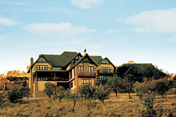 Shakama Private Game Lodge