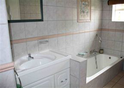 Chimes Guesthouse