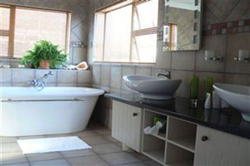 Van Den Bergs Guesthouse