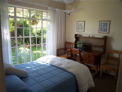 Africa Hide Away Guest Cottage