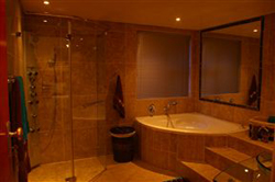 Cape Wine Route Guest House