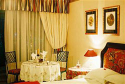 Riverbend Country House