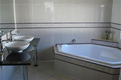 Clementine Guest House