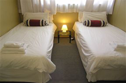 606 Hillside Heights