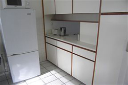 806 Hillside Heights