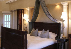 Blue Mountain Luxury Lodge