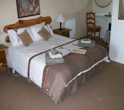 40 Fraser St. B & B