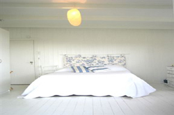 Cloudbreak Surf Shack